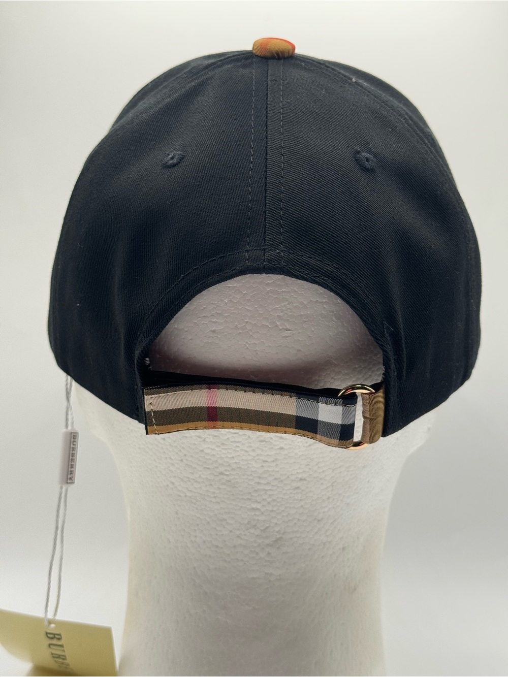 Burberry Cap - Picture 5 of 7